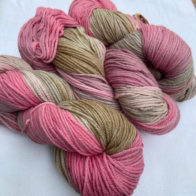 Unikat Merino handgefärbt Himbeer/schlamm 100g