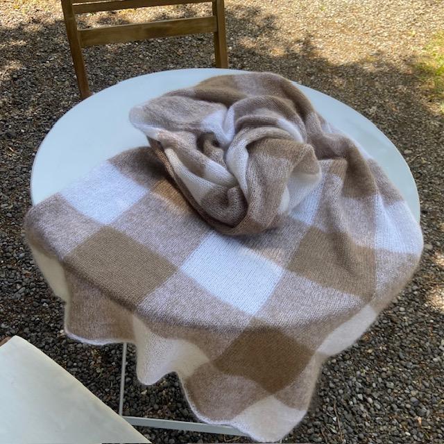 Karoschal Mohair/Seide fertig gestrickt