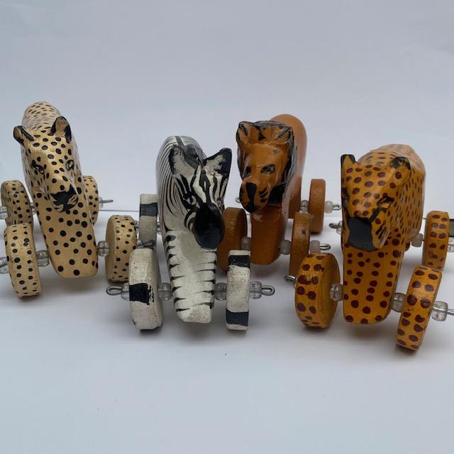 Holztier auf Rädern Löwe, Zebra, Leopard, Gepard