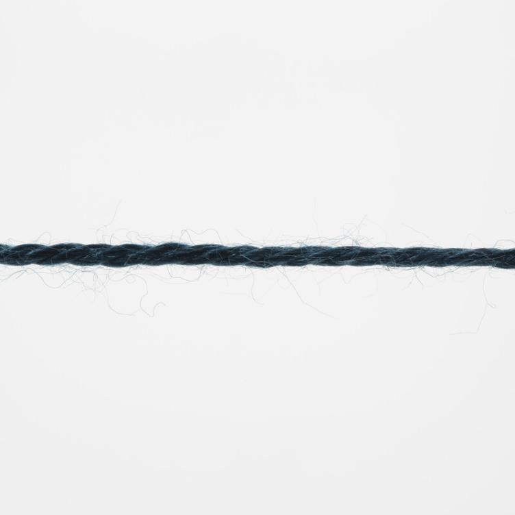Classic Silk Col25 navy 50g - 1