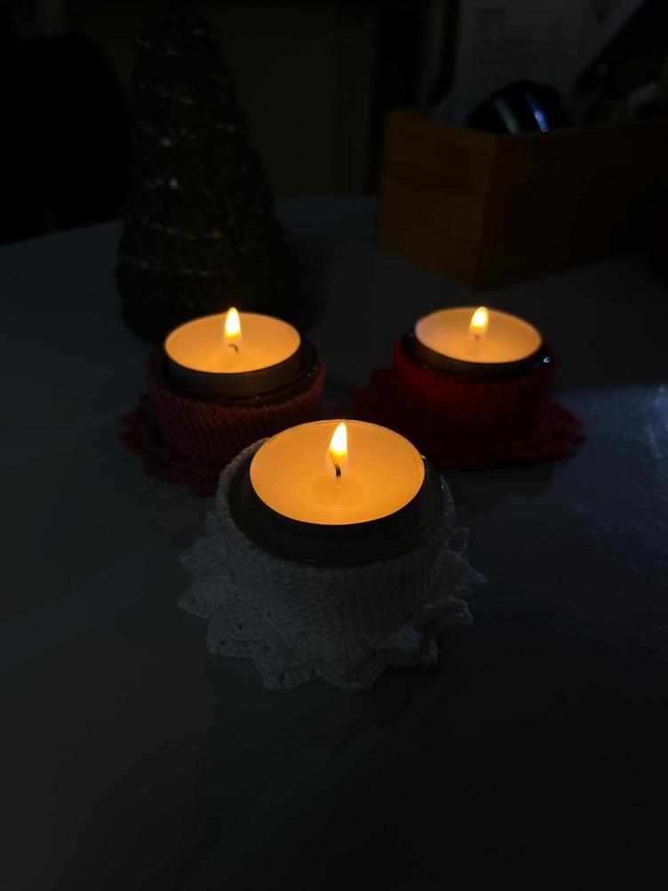 Handgehäkeltes Teelicht im Glas – liebevolle Weihnachtsdeko mit Bedeutung - 1
