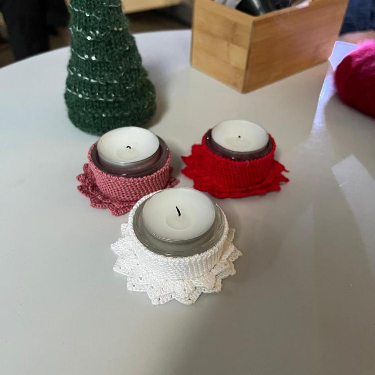 Handgehäkeltes Teelicht im Glas – liebevolle Weihnachtsdeko mit Bedeutung