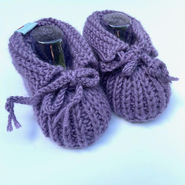 Babyfinkli aus Baumwolle handgestrickt div. Farben - 0