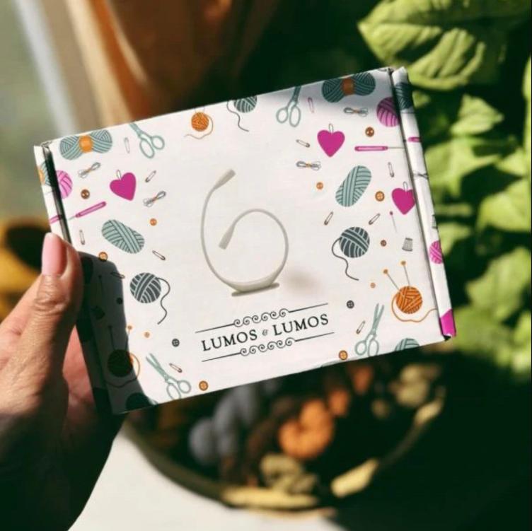 Lumos Stricklicht / Nackenlicht / Stricklampe / Leselicht / Knitting Light div. Farben - 2